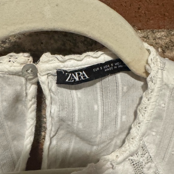 Zara Eyelet Dress - Picture 3 of 5